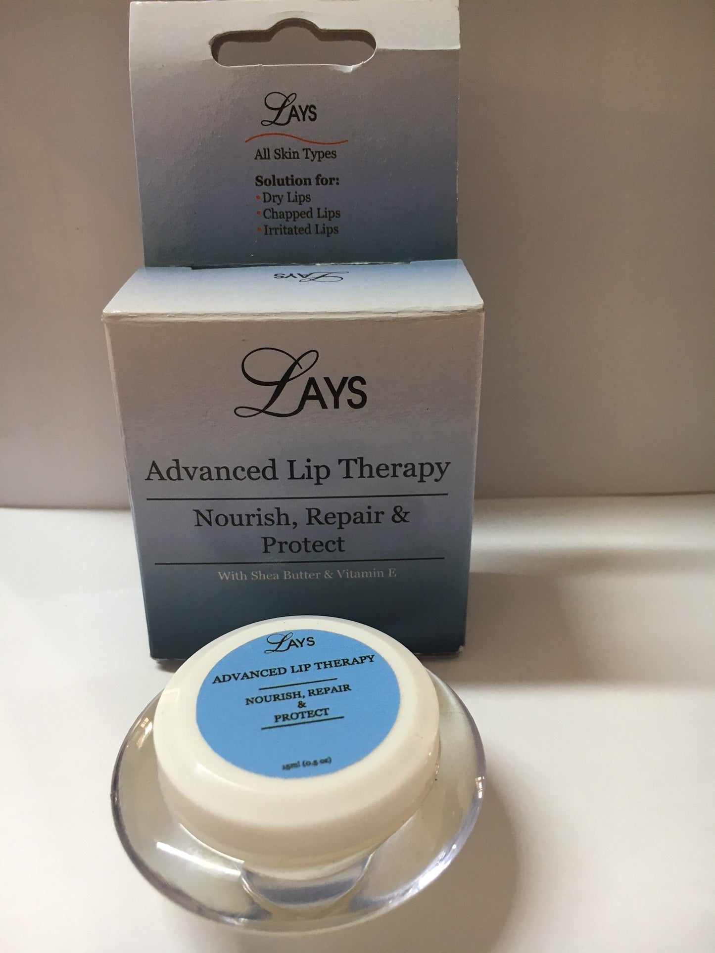Lays Advanced Lip therapy